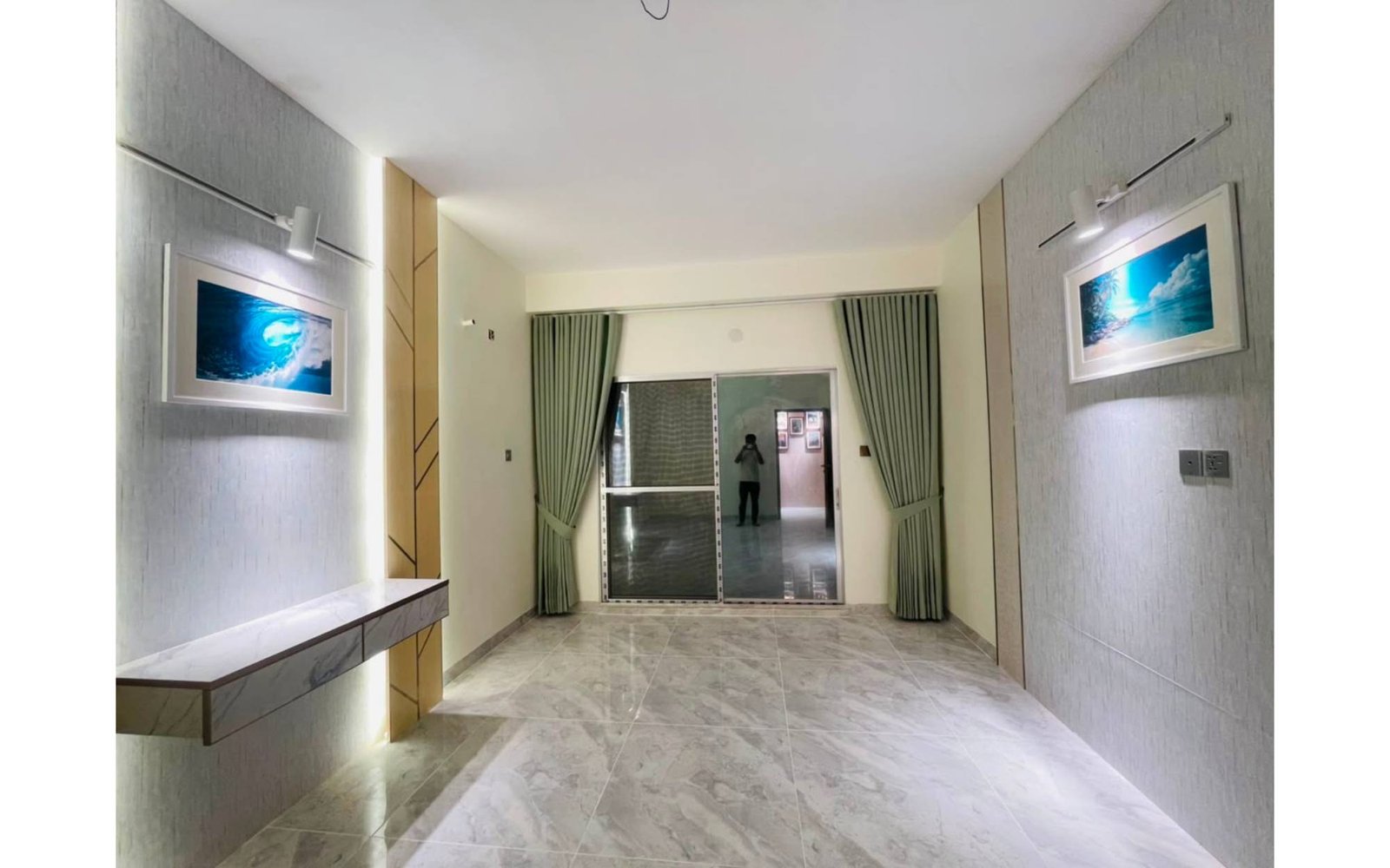 RESIDENCE  INTERIOR — gallery image 18